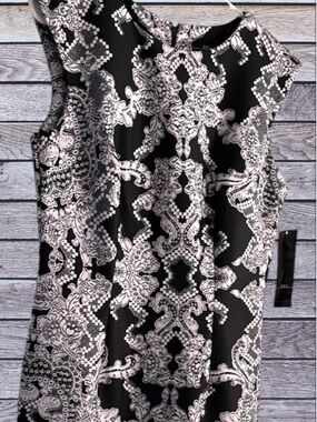 NEW R&K black & white dress size 8